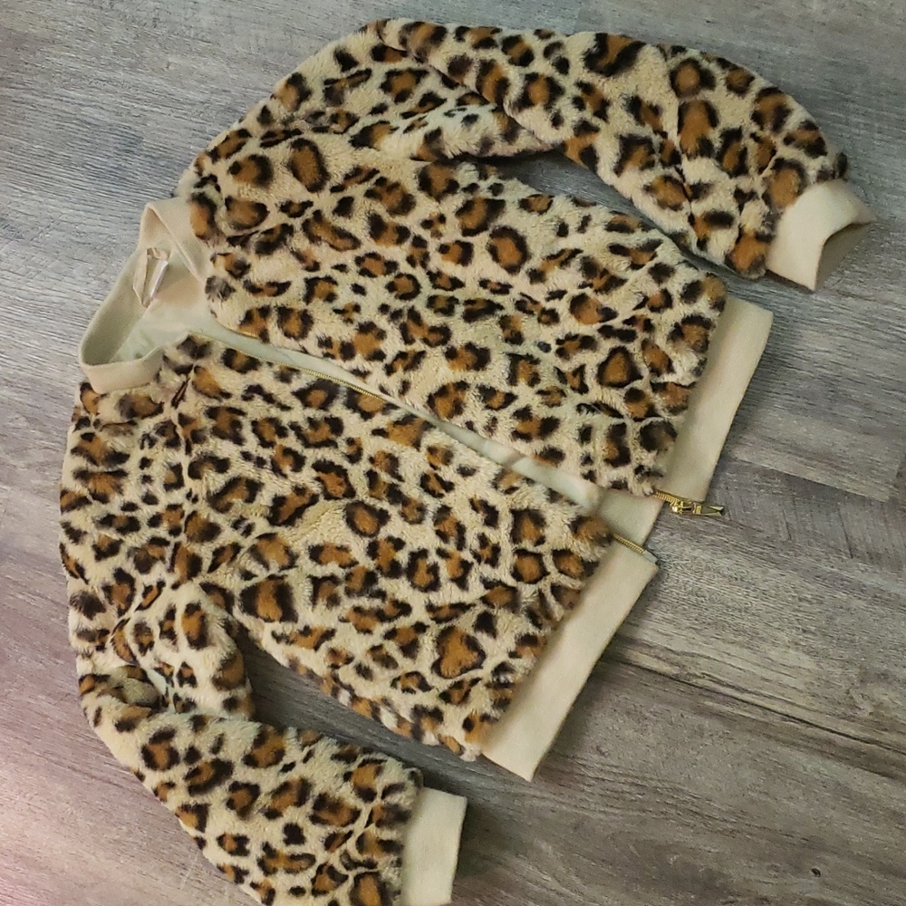 Girls' Size 6-6X Wonder Nation Leopard Faux Fur Zip Jacket